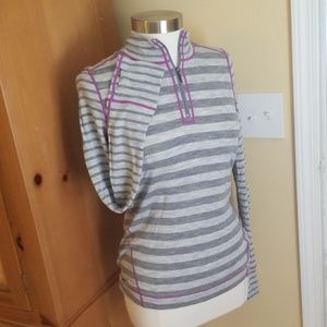 Lightweight Pullover